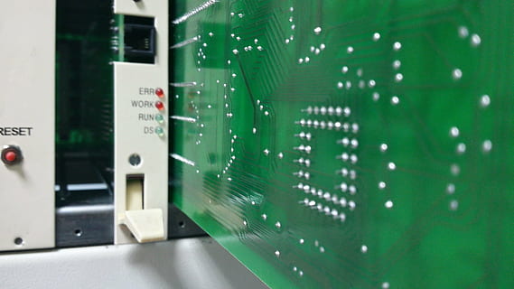 Telefonie, Elektronik, Technologie, Grün, Server, Geschäft, Technik, Verbindung, Gerät, Computer, Daten, Computernetzwerk, Ausrüstung, Internet, grüne Farbe, Kraftstoff- und Stromerzeugung, Industrie, Text, keine Leute, drinnen, Elektrizität, Umweltschutz, Kommunikation, Elektronik-Industrie, westliche Schrift, Nummer, erneuerbare Energie, Nahansicht, Leiterplatte, Maschinen, Netzteil, Netzwerkserver, elektrische Ausrüstung, 4K, CC0, gemeinfrei, lizenzfrei