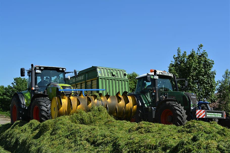 fendt, claas, corona, tractor, màquina, tractors, agricultura, vehicle, fenc, treball personalitzat, màquina agrícola, contractistes, fokke meyer, rodets, wiener, midlum, rheiderland inclou un, remolcador, collita, recol·lector, vehicle comercial, temps de collita, funcionament dels salaris, ensilatge, planta, cel, naturalesa, equipament agrícola, maquinària agrícola, blau, dia, transport, vehicle terrestre, creixement, camp, cel clar, maquinària, terra, llum solar, arbre, granja, paisatge, a l'aire lliure, 5K
