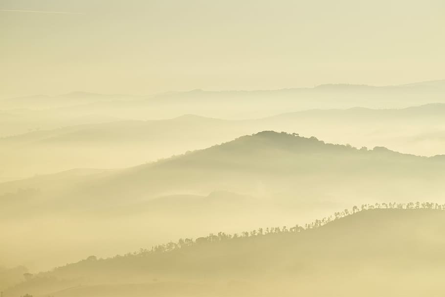 Landschaftsfotografie, Berge, nebelig, Tag, Berg, Meereswolke, Hügel, Hang, Wolke, Nebel, Szenen - Natur, Schönheit in der Natur, Umgebung, Ruhe, ruhige Szene, Landschaft, Himmel, Dämmerung, Natur, Nicht-städtische Szene, Morgen, keine Leute, idyllisch, Baum, Sonnenlicht, Sonne, draußen, dunstig, Gipfel, 5K