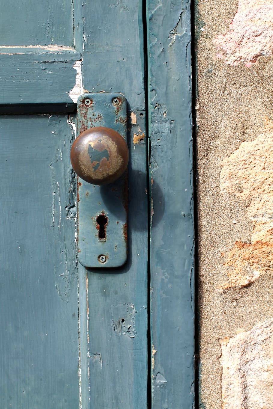 antic, porta, bloqueig, forat de claus, Taiwan, seguretat, vell, tancat, entrada, metall, protecció, primer pla, cap gent, material de fusta, dia, rovellat, marc complet, textura, fons, resistent, a l'aire lliure, pestell, deteriorament, 4K