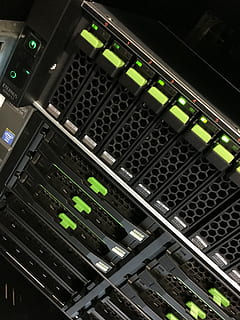 serverio, kompiuteris, technologijos, tinklą, skaičiuoklė, tinklų kūrimas, nėra žmonių, industrija, oro transporto priemonė, lėktuvas, verslą, kontrolė, Iš arti, kabina, įranga, patalpose, transportavimas, transporto būdas, mašinos, šviečia, elektronikos pramonė, valdymo pultą, finansuoti, muzika, numeris, elektros įranga, 4K, CC0, Viešasis domenas, nemokamai