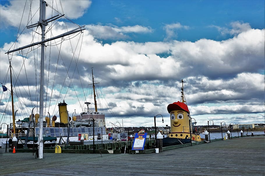 arrencada, Canadà, platja, halifax sky, teodor, remolcador, pont del mar, port, figura, joia, diversió, festa, Amèrica, Atlàntic, creuer, transatlàntic, núvol - cel, cel, vaixell nàutic, mar, a l'aire lliure, transport, manera de transport, aigua, arquitectura, estructura construïda, ciutat, exterior de l'edifici, naturalesa, moll, veler, torre, amarrat, dia, vaixell, cap gent, marina, 5K