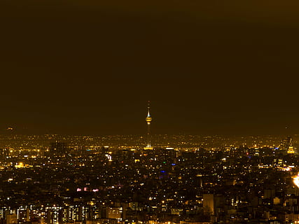 antenne, fotografering, bygninger, nattetid, Foto, arkitektur, bygning, infrastruktur, nat, lys, by, tårn, by-, skyline, bybilledet, belyst, bygning udvendig, ingen mennesker, rejsemål, byliv, skyskraber, bygget struktur, himmel, kontorbygning udvendig, høj - høj, natur, kopiere plads, moderne, udendørs, 4K