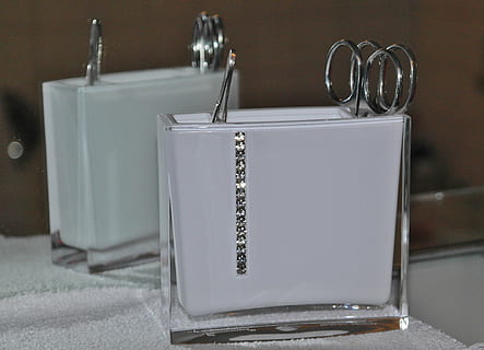 shear, utensils, sharp, section, cut, bad, cosmetics, mirror, white chrome, indoors, no people, domestic room, household equipment, food and drink, home, bathroom, hygiene, domestic bathroom, metal, close-up, faucet, drink, sink, wealth, container, home interior, refreshment, silver colored, luxury, steel, tray, 4K, CC0, public domain, royalty free