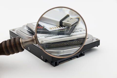 espionage, data theft, theft, security, data security, data, disk, hard drive, hdd, hard disk drive, sd card, cf card, usb stick, usb, stick, digital, storage medium, data store, memory, hardware, digital data, technology, white background, studio shot, finance, business, cut out, communication, close-up, indoors, currency, no people, corporate business, single object, wireless technology, connection, metal, black color, savings, silver colored, global communications, chrome, 5K, CC0, public domain, royalty free