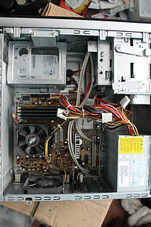 mikroschema, vnt, vidinis, techninė įranga, procesorius, lenta, technologijos, kabelis, ryšį, patalpose, Iš arti, kompiuteris, nėra žmonių, kontrolė, įranga, komunikacijos, industrija, valdymo pultą, sudėtingumą, elektros energijos, elektronikos pramonė, mašinos, grandinės plokštė, elektros įranga, kompiuterio kabelis, atrankinis dėmesys, elektrinis komponentas, maitinimo šaltinis, maršrutizatorius, 4K, CC0, Viešasis domenas, nemokamai