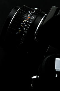 teleobjectiu negre, sense títol, càmera, fotogràfica, equipament, negre, color, lent, instrument òptic, tecnologia, càmera - equip fotogràfic, color negre, lent - instrument òptic, primer pla, equip fotogràfic, macro, obertura, tir de l'estudi, transport, panell de control, panell, calibre, cap gent, manera de transport, cotxe, interior del vehicle, automòbil, vehicle terrestre, a l'interior, control, interior del cotxe, nombre, velocímetre, viatjar, cabina, il·luminat, centrar-se en primer pla, 5K, CC0, domini públic, lliure de regalies
