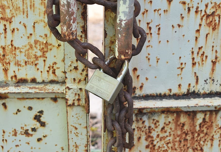 gate, lock, security, metal, door, entrance, vintage, padlock, rusty, old, safety, close-up, weathered, protection, no people, damaged, abandoned, decline, run-down, closed, deterioration, latch, 4K