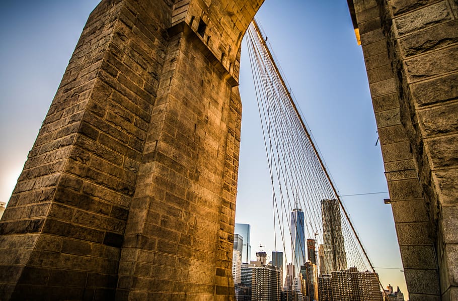 Brooklyn, aussetzen, Neu, York City, grau, Hängebrücke, genommen, tagsüber, Konstruktion, Stein, die Architektur, Ziegelwand, dom turm, Mauerwerk, Stadtbild, Brooklyn Brücke, Horizont, Kabel, Torbogen, Bogen, New York, Perspektive, Tageslicht, Stadt, Stadtlandschaft, Nyc, gebaute Struktur, Reiseziele, Reise, Brücke - künstliche Struktur, Brücke, Gebäudehülle, Himmel, Tourismus, Wolkenkratzer, Transport, Turm, Verbindung, Gebäude, Natur, Tag, Bürogebäude außen, keine Leute, draußen, Finanzviertel, 8K
