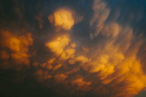 svart, rød, abstrakt, maleri, grunnfotografering, brun, skyet, himmel, Sky, clouds, skumring, soloppgang, sky - himmel, skjønnhet i naturen, solnedgang, naturskjønnhet - natur, natur, dramatisk himmel, ro, lav vinkel visning, ingen folk, oransje farge, overskyet, rolig scene, idylliske, bakgrunn, miljø, gul, utendørs, mørk, meteorologi, vind, abstrakte bakgrunner, 2K, CC0, offentlig domene, opphavsrett gratis