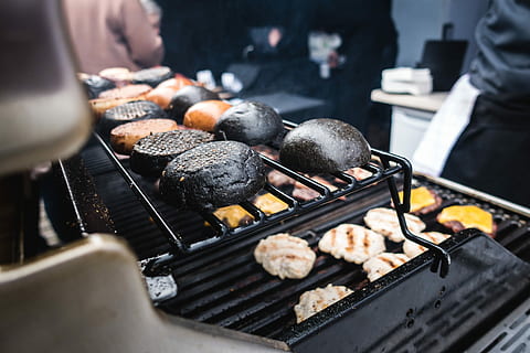 squid ink, black, burger buns, Toasting, buns, burger, cooking, grilling, outside, process, food, barbecue Grill, barbecue, grilled, heat - Temperature, meat, gourmet, outdoors, serving Tongs, chef, meal, food And Drink, preparation, human Hand, people, unrecognizable Person, fire - Natural Phenomenon, burning, fire, freshness, smoke - physical structure, flame, selective focus, day, close-up, no people, preparing food, 5K, CC0, public domain, royalty free
