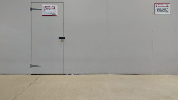 barriera, avvertimento, porta, posto, gli appunti, parete, terra, lavori stradali, lavori di costruzione, strada, demarcazione, costruire, warnblinkleuchte, spia, serratura, costruzione della strada, limite, struttura d'acciaio, area riservata, legna, cielo, praga, pannello, fermare, recinto, lavoro, segnale di luce, scudo, traffico, rosso, muratori, lontano, abbaiare, Attenzione, in casa, nessuno, giorno, comunicazione, cartello, architettura, sicurezza, struttura costruita, Entrata, testo, protezione, caratteristica della parete, chiuso, sceneggiatura occidentale, telefono, tecnologia, guida, Colore bianco, 4K, CC0, dominio pubblico, privo di copyright