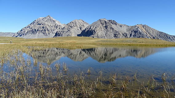 bauchig, Reflexion, See, Berg, Landschaft, Natur, szenen, draußen, Sommer-, Szenen - Natur, Wasser, Schönheit in der Natur, Umgebung, Himmel, Schnee, Gebirge, kalte Temperatur, Pflanze, Winter, ruhige Szene, Ruhe, schneebedeckter Berg, keine Leute, Gipfel, 1080P, CC0, gemeinfrei, lizenzfrei