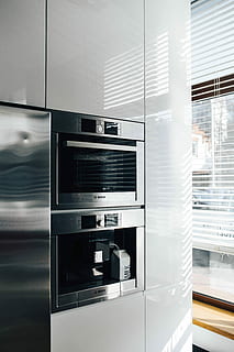modern, kitchen, Interior, gray, white, contemporary, style, design, metallic, oven, fridge, domestic Kitchen, appliance, stainless Steel, stove, indoors, refrigerator, no People, microwave, home Interior, steel, domestic Life, kitchen Counter, technology, office, window, domestic room, glass - material, reflection, architecture, home, furniture, household equipment, music, built structure, business, 5K