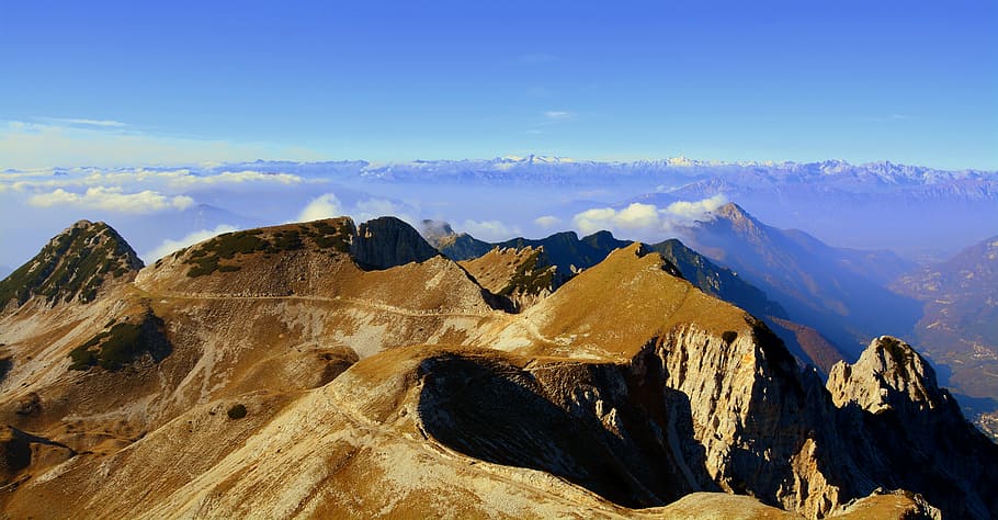 hory, mraky, nebe, krajina, vrcholy, Itálie, carega, Příroda, scén, nikdo, krása v přírodě, venku, den, hora, scenics - příroda, Skála, pevný, životní prostředí, rock - objekt, pohoří, mrak - nebe, extrémní terén, mimoměstské scény, modrý, přistát, horský vrchol, geologie, erodoval, 5K