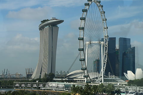 white, ferris, wheel, daytime, ferris wheel, architecture, urban Scene, famous Place, cityscape, urban Skyline, city, bridge - Man Made Structure, built Structure, architecture And Buildings, modern, sky, building Exterior, asia, skyscraper, river, cloud - sky, no people, day, outdoors, office building exterior, nature, tall - high, connection, bridge, travel destinations, transportation, travel, financial district, 1080P, CC0, public domain, royalty free