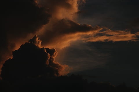 cumulus skyer, nimbus skyer, gylden, time, Sky, mørk, rød, nat, sky - himmel, himmel, skønhed i naturen, natur, ingen mennesker, storm, dramatisk himmel, cloudscape, scenics - natur, tordenvejr, storm sky, miljø, baggrunde, udendørs, silhuet, overskyet, kopiere plads, magt i naturen, ildevarslende, 4K, CC0, offentligt domæne, royaltyfrie