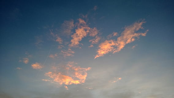 cloud, clouds, sky, cloud - sky, beauty in nature, low angle view, nature, tranquility, scenics - nature, no people, blue, tranquil scene, backgrounds, idyllic, sunset, outdoors, dramatic sky, cloudscape, environment, meteorology, day, wind, wispy, 2K, CC0, public domain, royalty free