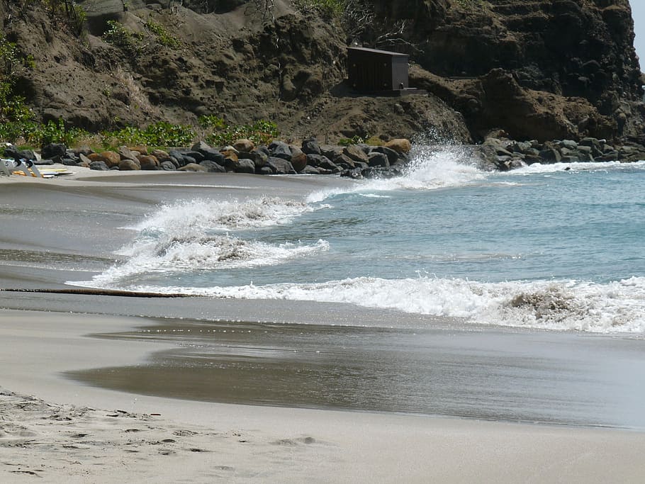 oceà, ona, onades, platja, aigua, oceà, onada, que flueix, mar, fora, Carib, Carib oriental, tròpics, tropical, línia de costa, illa, st lucia, turquesa, sorra, remolí, clar, blau, marea, esquitxades, naturalesa, moviment, esport, terra, esport aquàtic, bellesa a la natura, surf, aigua que flueix, poder a la natura, poder, escenics - natura, dia, a l'aire lliure, 2K