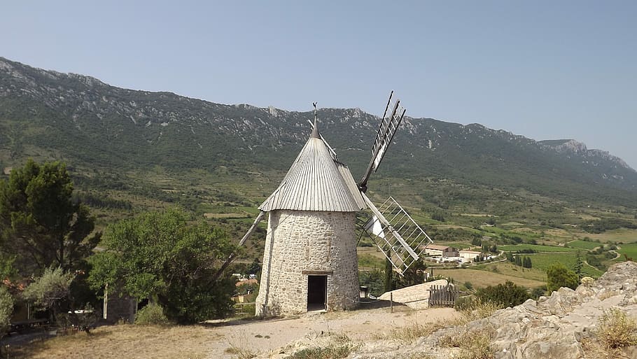 molí, aude, paisatge, cathar, país catar, languedoc roussillon, França, estructura construïda, abandonat, arquitectura, història, dia, cap gent, religió, exterior de l'edifici, el passat, muntanya, destinacions de viatge, naturalesa, cel, medi ambient, terra, viatjar, lloc de culte, turisme, creença, planta, a l'aire lliure, 4K