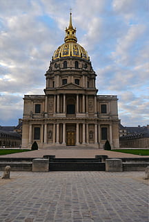 edificio, París, palaciego, arquitectura, Francia, pueblo Viejo, casa, ligero, Hazme, oro, metal, resplandecer, cielo, Monumento, Dom, fachada, espacio, siglo, monumental, impresionante, grande, castillo, foso, nube - cielo, estructura construida, exterior del edificio, destinos de viaje, historia, religión, el pasado, naturaleza, lugar de adoración, creencia, espiritualidad, turismo, viaje, ciudad, nadie, al aire libre, columna arquitectonica, aguja, 4K, CC0, dominio público, libre de derechos