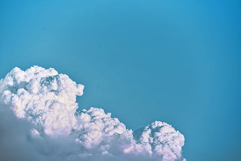 nubes blancas, blanco, nubes, cielo verde azulado, nube esponjosa, nube blanca, cielo azul, nube - cielo, cielo, azul, naturaleza, copia espacio, belleza en la naturaleza, nadie, paisaje de nubes, ambiente, antecedentes, al aire libre, idílico, espacio, tranquilidad, atmósfera, día, blandura, fondo azul, 5K, CC0, dominio público, libre de derechos