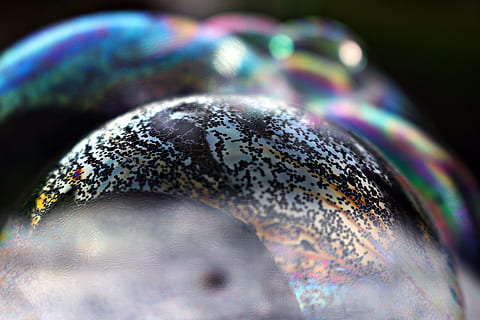 Blase, Muster, Seifenblase, Struktur, bunt, gefroren, ze, Spiegeln, mehrfarbig, Nahansicht, Regenbogen, Brechung, Studioaufnahme, selektiver Fokus, keine Leute, Seifenlauge, glänzend, abstrakt, Variation, Wasser, schwarzer Hintergrund, abstrakte Hintergründe, 5K, CC0, gemeinfrei, lizenzfrei