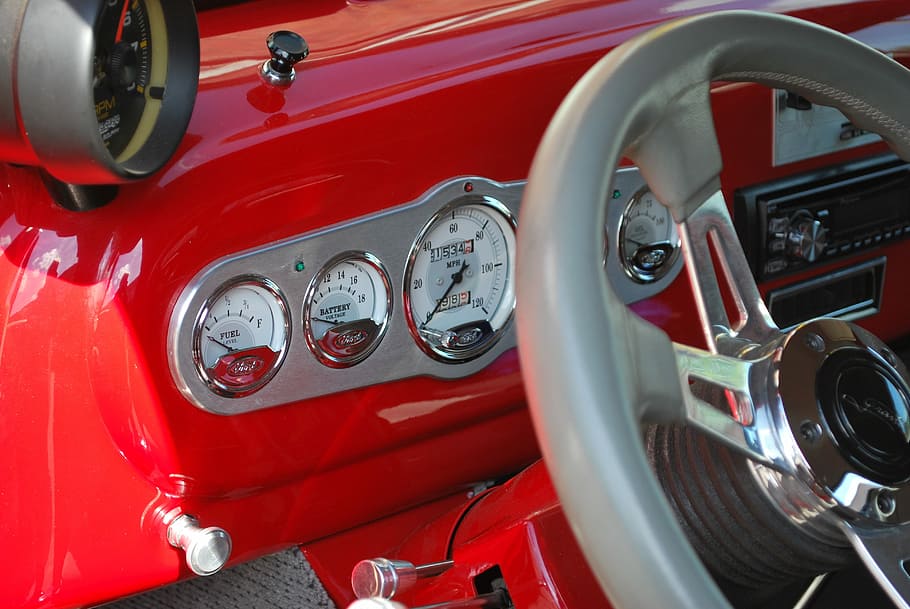 auto, cruscotto, tachimetro, voltometro, indicatore del carburante, vecchi tempi, display chilometrico, guado, sistema di trasporto, guidare, veicolo, modo di trasporto, rosso, mezzi di trasporto, veicolo a motore, veicolo terrestre, valutare, volante, pannello di controllo, convertibile, in stile retrò, avvicinamento, macchina vintage, cabina di pilotaggio, nessuno, controllo, ruota, color argento, lusso, 4K