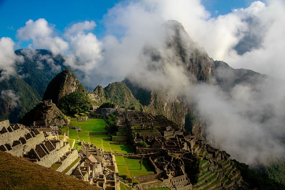 antenne, fotografie, berg-, bedekt, wit, wolken, ruïneren, wolk, heuvel, bewolkt, rots, oude ruïne, mist, Peru, stap, Machu Picchu, oude, geschiedenis, steen, oude beschaving, het verleden, wolk - lucht, hemel, reisbestemmingen, reizen, architectuur, toerisme, natuur, ingebouwde structuur, dag, geen mensen, scenics - natuur, milieu, landschap, schoonheid in de natuur, oudheidkunde, buitenshuis, geruïneerd, 5K