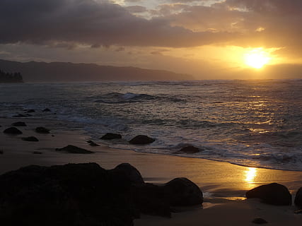 legeme, vand, Crash, sand, gylden, time, solnedgang, skyer, himmel, aftenhimmel, sol, skumring, Oahu, hawaii, hav, strand, natur, kystlinje, scenics, bølge, rock-objekt, scenics - natur, skønhed i naturen, sky - himmel, jord, orange farve, klippe, ro, rolig scene, horisont over vand, idyllisk, solid, ingen mennesker, udendørs, 2K, CC0, offentligt domæne, royaltyfrie