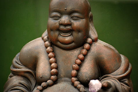ruda, budų figūrėlė, žalias, fonas, zen, buddha, atspindys, ryškumas, aura, taika, meditacija, joga, statula, vaizdą, budizmas, dvasinis, drožyba, rytų, dievybė, budistas, vienuolis, apkarpyti, religija, statulėlės, barriga, laimė, kultūros, šypsosi, lauke, suaugusiųjų, vienas asmuo, skulptūra, menas ir amatai, žmogaus atstovavimas, nėra žmonių, dvasingumas, amatų, atstovavimas, vyrų panašumas, tikėjimas, Vaizdas iš priekio, Iš arti, istorija, architektūra, papuošalai, praeitis, kūrybiškumas, kontempliacija, 2K, CC0, Viešasis domenas, nemokamai