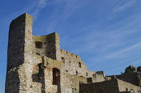Devin, bratislava, Slowakei, Schloss, Geschichte, die Architektur, Gebäudehülle, gebaute Struktur, Tag, die Vergangenheit, Himmel, alt, Gebäude, Flachwinkelansicht, Natur, keine Leute, Fort, Wand, uralt, Blau, alte Ruine, Sonnenlicht, Reiseziele, draußen, Steinwand, ruiniert, alte Zivilisation, Abtei, 4K, CC0, gemeinfrei, lizenzfrei