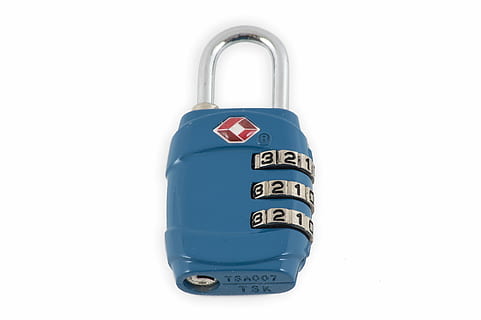 lucchetto, blu, allegare, serratura, Lucchetto a combinazione, viaggio, blocco da viaggio, ritagliare, sicurezza, protezione, sfondo bianco, singolo oggetto, comunicazione, nessuno, bagaglio, girato in studio, valigia, tecnologia, Colore bianco, in casa, sistema di sicurezza, numero, staff della sicurezza, 5K, CC0, dominio pubblico, privo di copyright