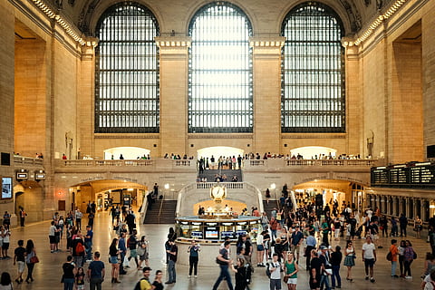 group, people, inside, buolding, architecture, building, infrastructure, museum, crowd, travel, landmark, grand Central Station, station, passenger, commuter, rush Hour, tourist, subway Station, railroad Station, large group of people, group of people, real people, arch, men, women, indoors, travel destinations, built structure, lifestyles, tourism, adult, the past, transportation, leisure activity, ceiling, architectural column, ornate, 4K