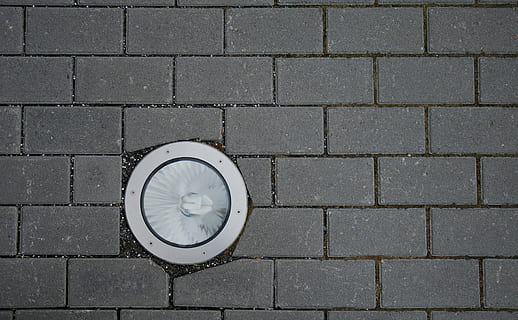 Patch, Steine, Struktur, Muster, grau, gestalten, Geometrische Figur, keine Leute, Kreis, Wandbau - Funktion, Tag, Fußweg, Backstein, Design, Pflasterstein, Straße, Vollbild, Hintergründe, die Architektur, High Angle View, Stein, Wand, weiße Farbe, Ziegelwand, Uhr, 4K, CC0, gemeinfrei, lizenzfrei