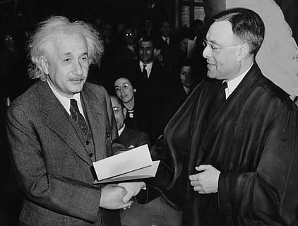 shaking, hand person, Albert Einstein, hand, person, scientists, physicist, genius, judge phillip forman, handshake, shaking hands, hand over, american citizenship, mathematician, black And White, arts And Entertainment, time, visual Art, concepts And Ideas, people, characters, england, males, uK, individuality, senior adult, adults only, mature adult, senior men, adult, group of people, women, men, senior women, females, smiling, waist up, happiness, mature women, gray hair, portrait, real people, mature men, white hair, 1080P, CC0, public domain, royalty free