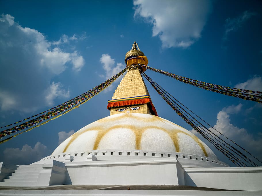 costruzione della cupola, blu, cielo, Torre, moschea, tempio, costruzione, architettonico, architettura, nuvola - cielo, credenza, religione, struttura costruita, spiritualità, luogo di culto, destinazioni di viaggio, esterno dell'edificio, Inquadratura dal basso, natura, storia, viaggio, nessuno, giorno, color oro, all'aperto, guglia, 4K