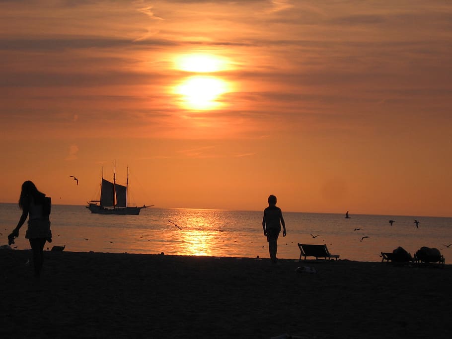 sol, fatalitat, platja, scheveningen, mar, llum, Costa, posta de sol, silueta, gent, vacances, estiu, a l'aire lliure, cel, aigua, persones reals, color taronja, escenics - natura, bellesa a la natura, estils de vida, terra, horitzó sobre l’aigua, activitat d'oci, homes, horitzó, naturalesa, llum solar, 1080P