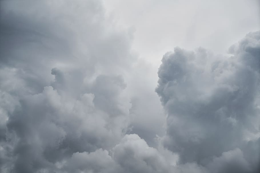 núvols blancs, núvol, pluja, blanc, núvols, naturalesa, paisatge, fons, bonic, tempesta, alt, temporada, està a l'aire, aire, a l'aire lliure, plujós, hivern, textura, resum, cel, gris, huracà, fosc, tardor, pau, ambiental, núvol - cel, cloudscape, bellesa a la natura, cel dramàtic, núvol de tempesta, cap gent, vent, medi ambient, escenics - natura, atmosfera, cel malhumorat, ominós, clima, meteorologia, fons abstractes, suavitat, a dalt, 5K
