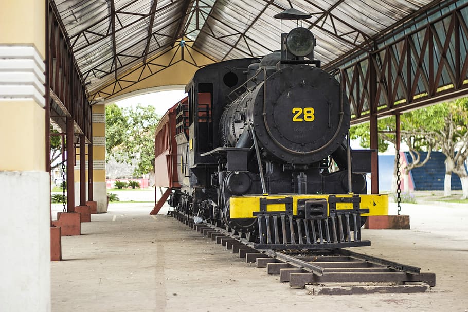 tren, vell, Maria fuma, transport, dia, a l'interior, cap gent, militar, transport per ferrocarril, tren - vehicle, tren de vapor, pista, vies del ferrocarril, transport públic, manera de transport, arquitectura, estació de ferrocarril, text, a l'aire lliure, comunicació, estructura construïda, plataforma d’estació de ferrocarril, locomotora, viatjar, 5K