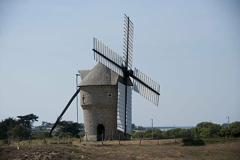 mill, former, the croisic, environment, sky, built structure, architecture, renewable energy, environmental conservation, fuel and power generation, alternative energy, nature, landscape, wind turbine, turbine, low angle view, clear sky, day, wind power, plant, no people, rural scene, land, outdoors, 4K, CC0, public domain, royalty free