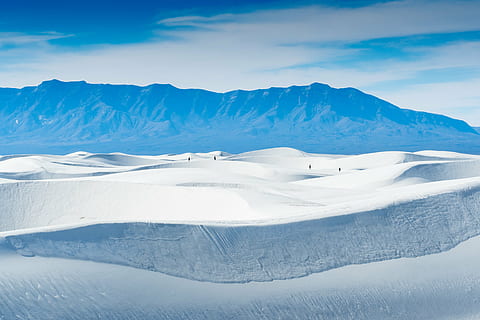 Schneeberg, Landschaft, Foto, Berg, bedeckt, Schnee, Sand, Wolken, Himmel, Reise, Abenteuer, Wüste, Menschen, Winter, kalte Temperatur, szenen, Natur, Schönheit in der Natur, ruhige Szene, Blau, Szenen - Natur, Umgebung, Gebirge, Ruhe, schneebedeckter Berg, gefroren, Nicht-städtische Szene, keine Leute, Eis, draußen, Skipiste, 4K, CC0, gemeinfrei, lizenzfrei