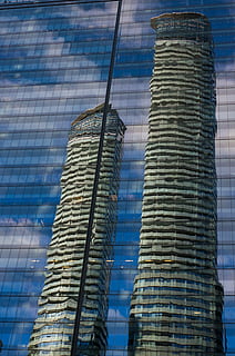 toronto, spejling, skyskraber, visning, facade, arkitektur, bygget struktur, bygning udvendig, bygning, kontorbygning udvendig, ingen mennesker, lav vinkel visning, dag, moderne, høj - høj, by, glas - materiale, afspejling, tårn, udendørs, natur, kontor, himmel, mønster, finansdistrikt, 5K, CC0, offentligt domæne, royaltyfrie