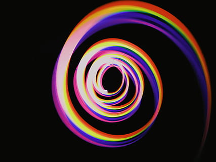 cordas de arco-íris em espiral, fotografia multicor redemoinho, multi colorido, fundo preto, círculo, iluminado, arco Iris, forma geométrica, tiro do estúdio, forma, criatividade, ninguém, brilhando, luz - fenômeno natural, abstrato, Exposição longa, dentro de casa, espiral, noite, movimento, fechar-se, Pintura leve, leve, fundos abstratos, 4K, CC0, domínio público, royalty free