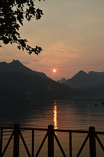 Sonnenuntergang, See, bama, Himmel, Wasser, Szenen - Natur, Schönheit in der Natur, Berg, Geländer, orange Farbe, Natur, ruhige Szene, Ruhe, Sonne, Silhouette, idyllisch, Reflexion, Gebirge, keine Leute, wolke - himmel, Meer, draußen, 4K, CC0, gemeinfrei, lizenzfrei