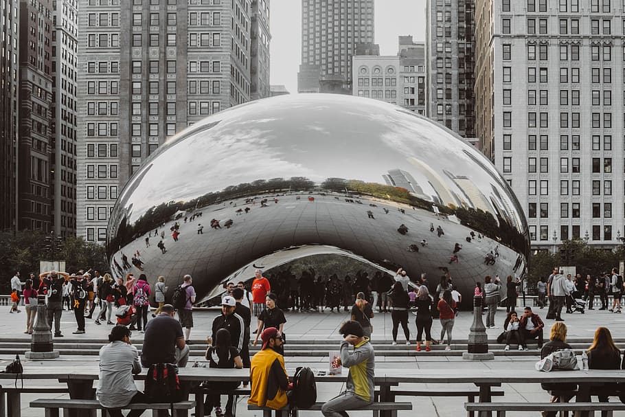 cloud gate, chicago illinois, lidé, stojící, budova, architektura, odraz, zrcadlo, ulice, exteriér budovy, stavba, město, velká skupina lidí, dav, skupina lidí, skutečných lidí, kancelářská budova exteriér, ženy, městský život, muži, destinace, mrakodrap, Příroda, den, cestovat, životního stylu, kancelář, venku, moderní, finanční okres, panoráma města, 4K