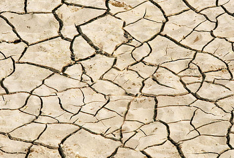 avvicinamento, foto, secco, suolo, sfondo, sabbia, struttura, fragile, pezzi, frammentato, screpolato, siccità, clima arido, sterile, deserto, terra, modello, giorno, natura, fotogramma intero, clima, asciutto, sfondi, ambiente, scenics - natura, modello naturale, paesaggio, terreno estremo, nessuno, campo, all'aperto, fango, 2K, CC0, dominio pubblico, privo di copyright