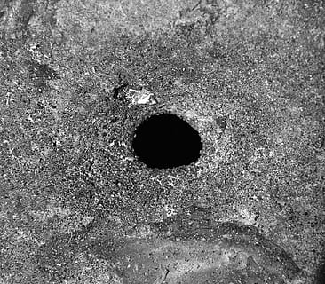 tekstur, bakgrunn, stein, hull, abstrakt, høy vinkel visning, ingen folk, dag, geometrisk form, sirkel, natur, nærbilde, strukturert, dyre temaer, form, dyr, utendørs, land, full ramme, ett dyr, mønster, rett over, dyreliv, betong, 2K, CC0, offentlig domene, opphavsrett gratis