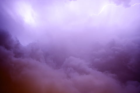 nuvola con un fulmine, fulmine, viola, cielo, nuvola - cielo, Cloudscape, bellezza nella natura, temporale, tempesta, cielo drammatico, sfondi, scenics - natura, ambiente, nuvoloso, nuvola temporalesca, natura, atmosfera, notte, nessuno, potere in natura, cielo lunatico, buio, infausto, all'aperto, vento, astratto, clima, pioggia torrenziale, pioggia, 1080P, CC0, dominio pubblico, privo di copyright