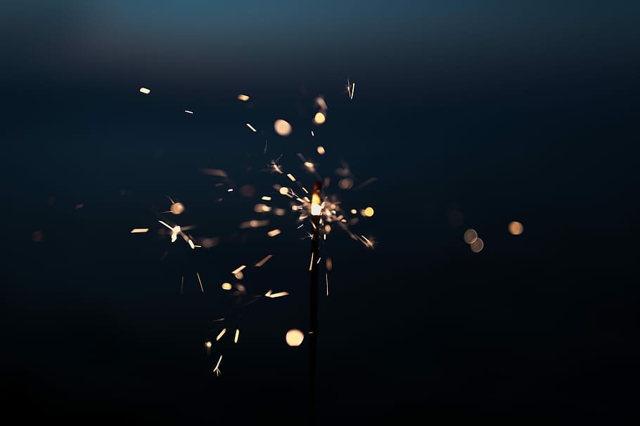 bokeh light, φωτογραφία του bokeh, πυροτέχνημα, λάμψη, σπίθα, σκοτάδι, Νύχτα, φωτεινός, κίνηση, εορτασμός, χωρίς κόσμο, επίδειξη πυροτεχνημάτων, θολή κίνηση, καλλιτεχνική κουλτούρα και ψυχαγωγία, έκρηξη, Εκδήλωση, μακρά έκθεση, λαμπερός, φύση, αντίγραφο διάστημα, εξοπλισμό φωτισμού, φως - φυσικό φαινόμενο, σπινθήρες, ουρανός, πυροτεχνήματα - αντικείμενα κατασκευασμένα από άνθρωπο, σε εξωτερικό χώρο, μαύρο φόντο, φως, αδαμάντας, 5K
